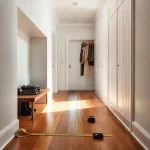 Фото по теме: Как рассчитать площадь прихожей для удобного хранения зимней одежды
